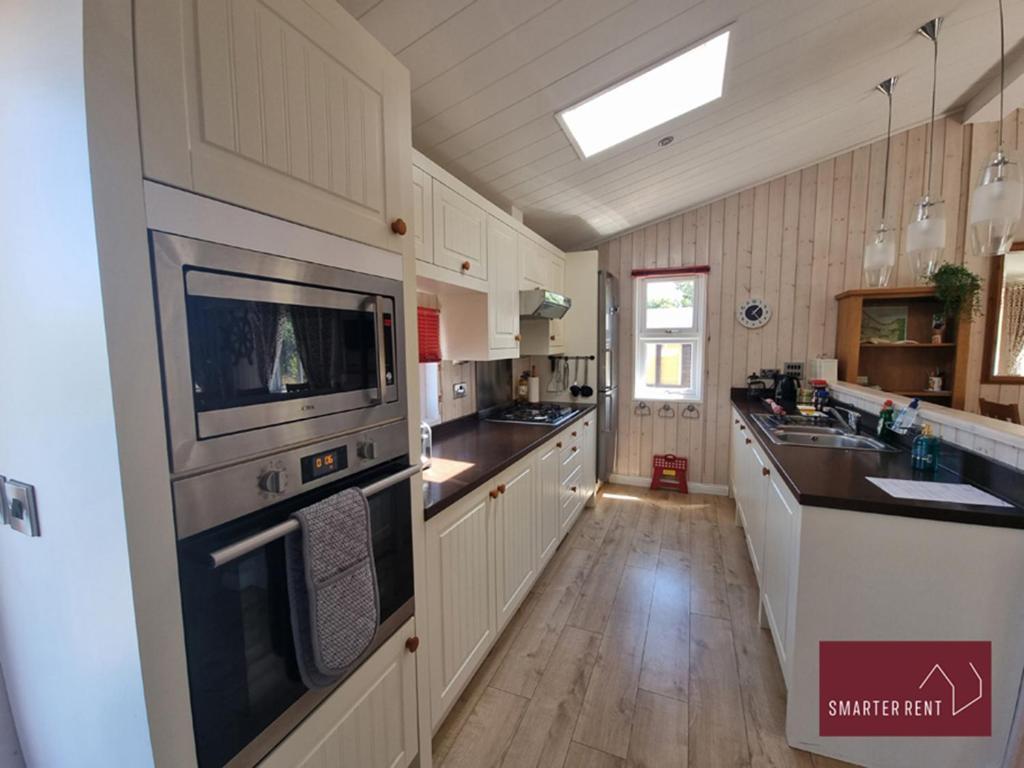 Milford On Sea - 4 Bedroom Lodge In Shorefield Country Park エクステリア 写真